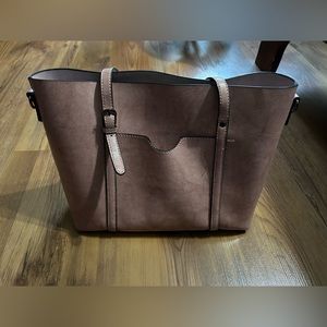 Very pretty pale pink handbag/purse